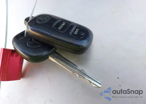 2006 Toyota Corolla S из США, поврежденный, VIN 1NXBR30E66Z653246